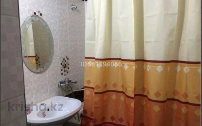2-комнатная квартира, 46 м², 3/5 этаж посуточно, Ул.Махамбета 123 Атырау - изображение 7