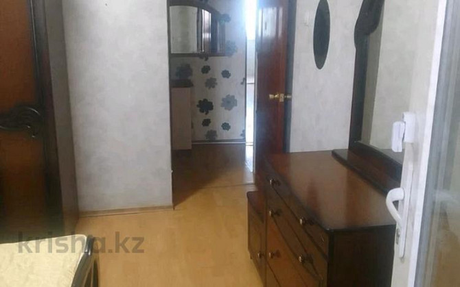 3-комнатная квартира, 65 м², 2/5 этаж помесячно, 21мкр 65 - 64 школа Шымкент - изображение 3