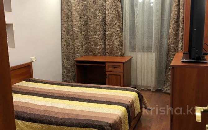 3-комнатная квартира, 70 м², 3/5 этаж помесячно, мкр Самал-2 40 Almaty - photo 3