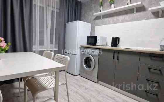 2-комнатная квартира, 60 м² посуточно, Славского 22 — Протозанова.Ауэзова.Пермитина.Казахстан Усть-Каменогорск
