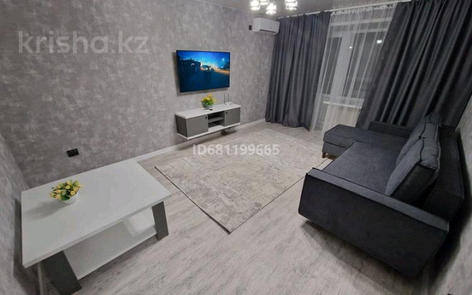 2-комнатная квартира, 60 м² посуточно, Славского 22 — Протозанова.Ауэзова.Пермитина.Казахстан Усть-Каменогорск - изображение 2