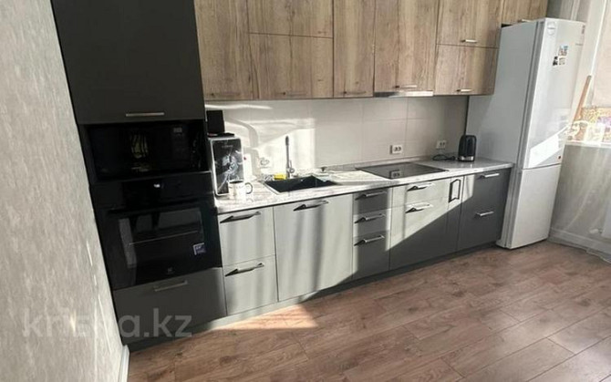 2-комнатная квартира, 65 м², 9/12 этаж помесячно, Сатпаева 90/43 Almaty - photo 1