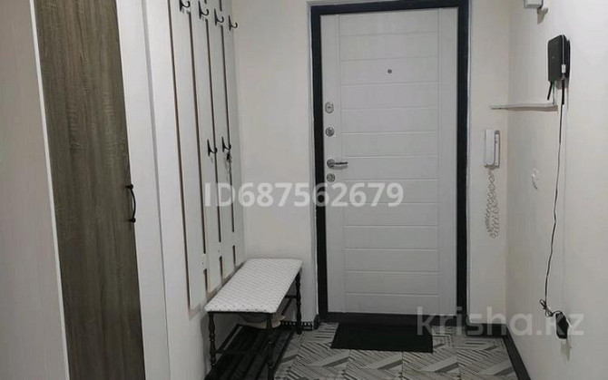 2-комнатная квартира, 73 м², 7/16 этаж помесячно, мкр. Алмагуль 21 - Столовая Barbaris Атырау - изображение 5
