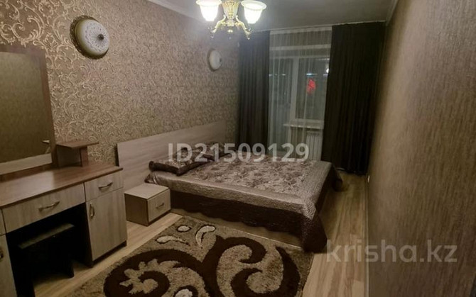 2-комнатная квартира, 45 м², 3/5 этаж посуточно, М. Горького 58 — Кирова Усть-Каменогорск - изображение 8