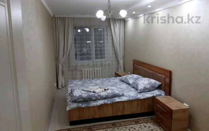 3-комнатная квартира, 56 м², 2/5 этаж посуточно, ул. Г. Иляева Шымкент - изображение 2
