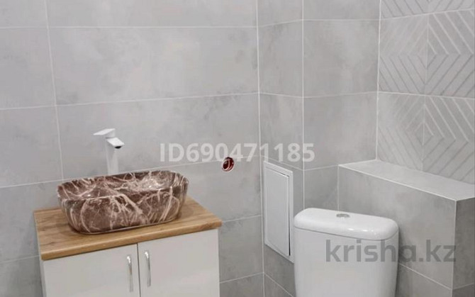 1-комнатная квартира, 49 м², 6/9 этаж помесячно, мкр. Алтын орда, Мкр. Батыс-2 16д - Ул.Мангилик Актобе - изображение 4