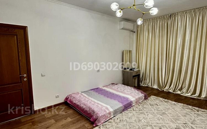 1-комнатная квартира, 40 м², 9/9 этаж помесячно, мкр Жетысу-2 - Абая-Саина Алматы - изображение 3
