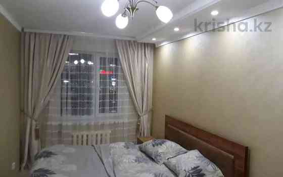 3-комнатная квартира, 58 м², 2/5 этаж посуточно, Момышулы 15 — ул. Г. Иляева Шымкент