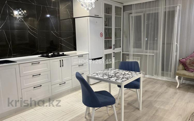1-комнатная квартира, 54 м², 6/9 этаж посуточно, мкр. Батыс-2 20 — По улице Мангилик ел Актобе - изображение 4