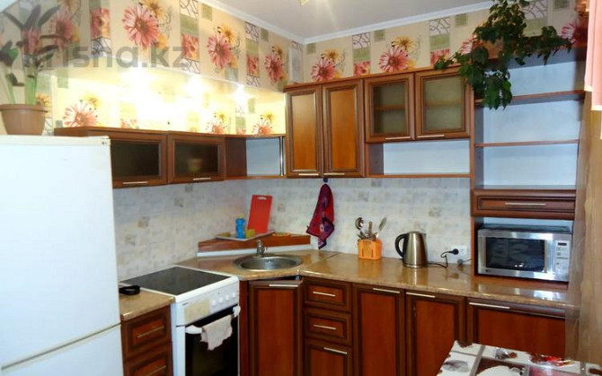 2-комнатная квартира, 75 м², 1/5 этаж посуточно, Байтурсынова 34А — Тарбагатайская Semey - photo 4