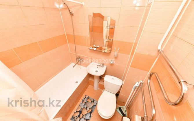 1-комнатная квартира, 42 м², 2/3 этаж помесячно, 11 микрорайон 4 Алматы - изображение 4