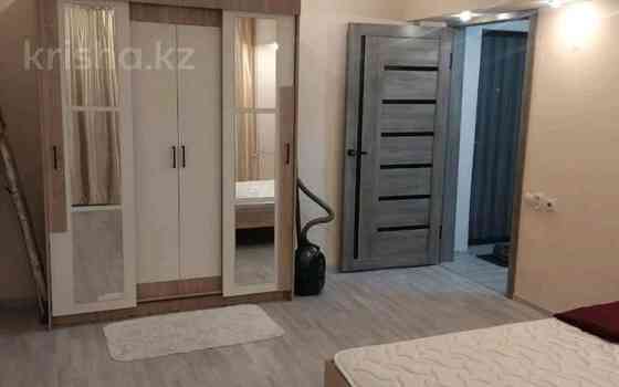 1-комнатная квартира, 43 м², 1/5 этаж помесячно, Достык - Омаровой Алматы