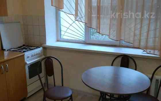 1-комнатная квартира, 43 м², 1/5 этаж помесячно, Достык - Омаровой Алматы