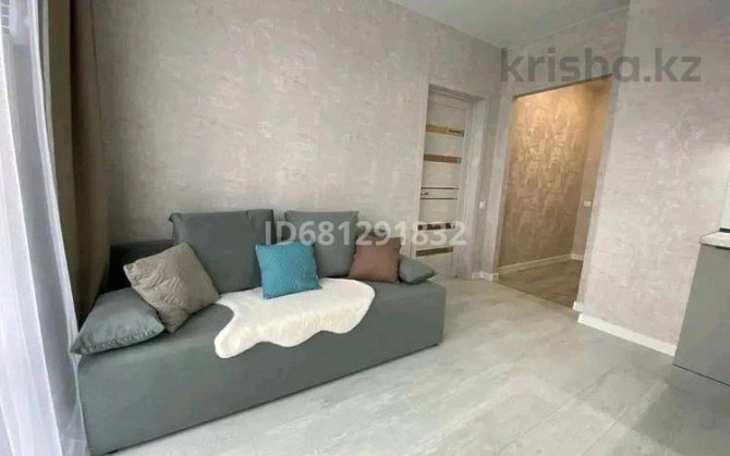 2-комнатная квартира, 98 м², 7 этаж посуточно, Кунаева 14/3 Astana - photo 1