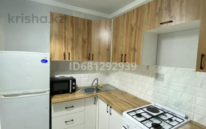 1-комнатная квартира, 40 м², 5/5 этаж посуточно, 3 мкр 2  - photo 1