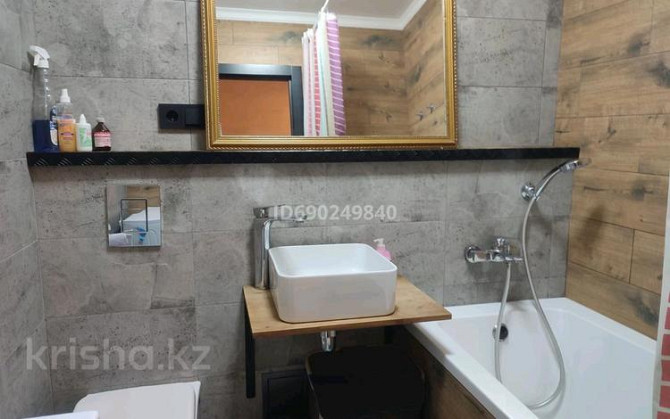 1-комнатная квартира, 30 м², 2/5 этаж помесячно, Таха Хусейна 2/2 - Ташенова Астана - изображение 2