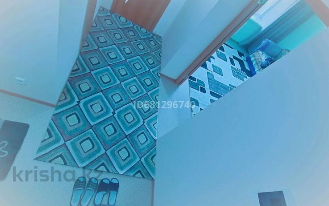 1-комнатная квартира, 42 м², 2/9 этаж посуточно, Карагайлы мкр 86 Семей - изображение 4
