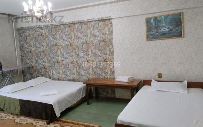 1-комнатная квартира, 41 м², 4/5 этаж посуточно, мкр Самал-1 17 — Абая Алматы - изображение 8