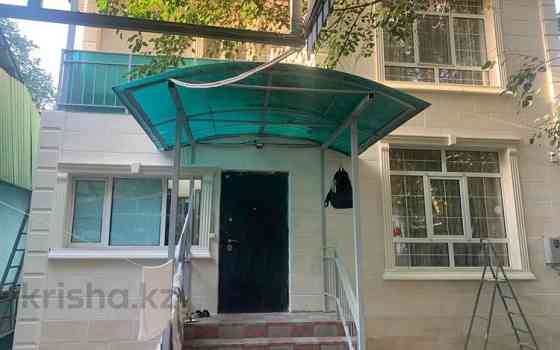 4-комнатный дом помесячно, 150 м², 3 сот., Кабанбая — Бегалина Almaty
