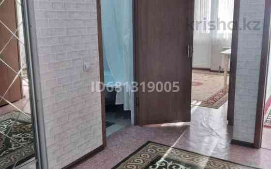 1-комнатная квартира, 48 м², 2/5 этаж посуточно, Болашак 33 — Поликлиника Алтын гасыр. Талдыкорган