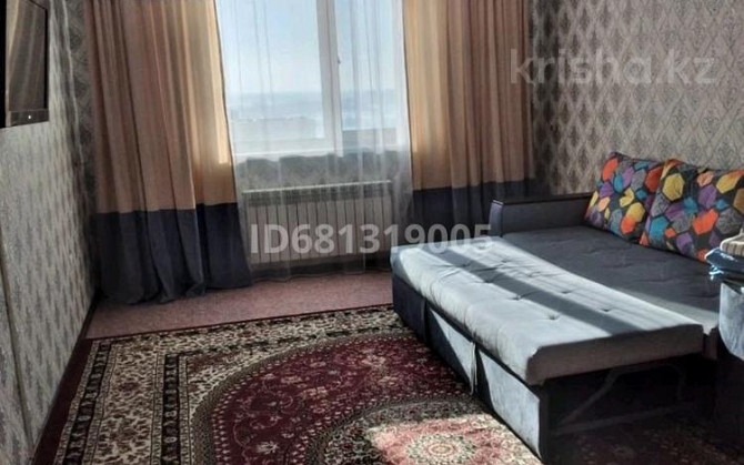 1-комнатная квартира, 48 м², 2/5 этаж посуточно, Болашак 33 — Поликлиника Алтын гасыр. Талдыкорган - изображение 1