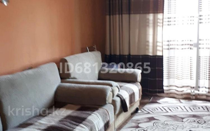 1-комнатная квартира, 42 м², 5/5 этаж посуточно, мкр Юго-Восток, Мкр Степной 2 2 Karagandy - photo 4