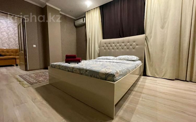 1-комнатная квартира, 45 м², 6/12 этаж посуточно, мкр 11, Локомотивная — Шайкенова Актобе - изображение 2