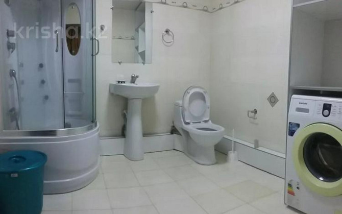 3-комнатная квартира, 120 м², 8/10 этаж посуточно, 17-й мкр 7 Актау - изображение 6
