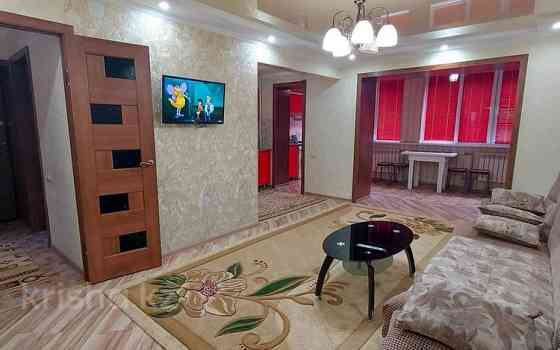 3-комнатная квартира, 60 м², 2/5 этаж посуточно, Бауржана Момышулы 8 Шымкент
