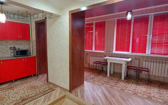 3-комнатная квартира, 60 м², 2/5 этаж посуточно, Бауржана Момышулы 8 Шымкент