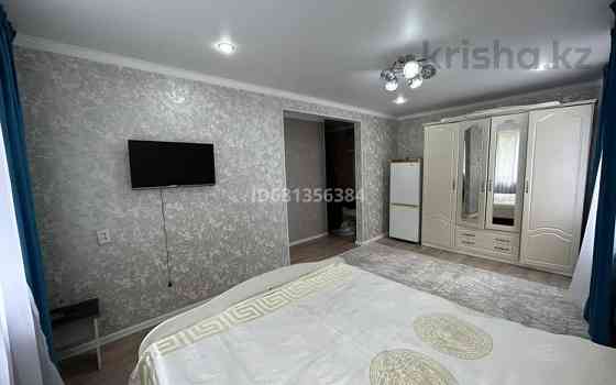 1-комнатная квартира, 30 м², 1/3 этаж посуточно, 72квартал Semey