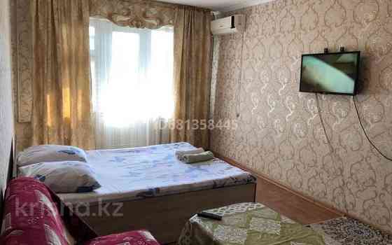 1-комнатная квартира, 38 м², 3/5 этаж посуточно, мкр Север 18 — Трц Север Шымкент