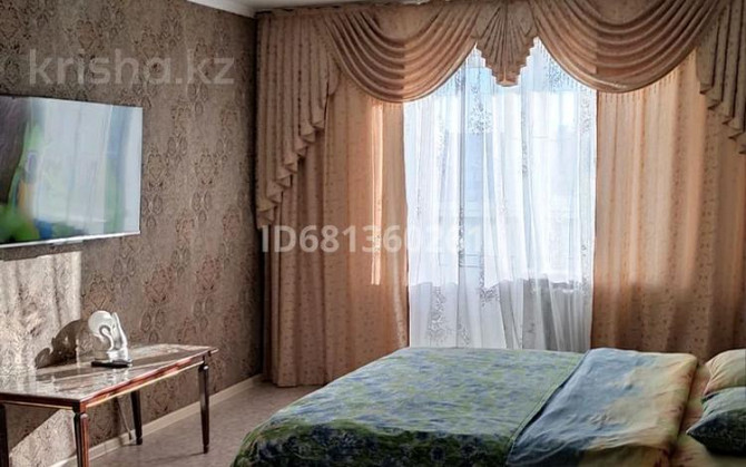 1-комнатная квартира, 40 м², 10/10 этаж посуточно, М Горького 37 — М.Жусупа(1 мая) Павлодар - изображение 1