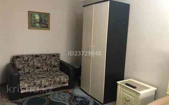 1-комнатная квартира, 32 м², 2/5 этаж посуточно, проспект Азаттык 46 Atyrau