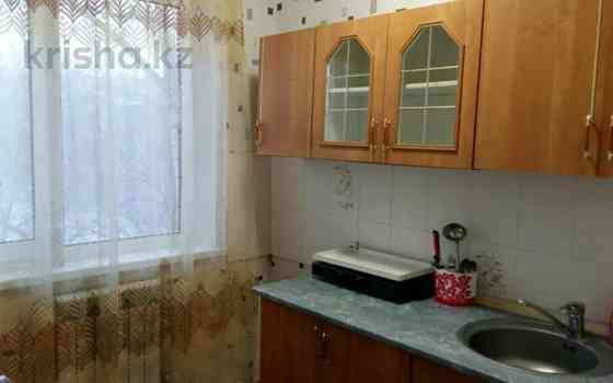 1-комнатная квартира, 32 м², 5/5 этаж посуточно, 6мкр. 33 Темиртау