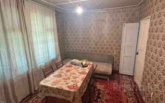 4-комнатный дом помесячно, 65 м², 2 сот., Акпаева — Фаворского Алматы