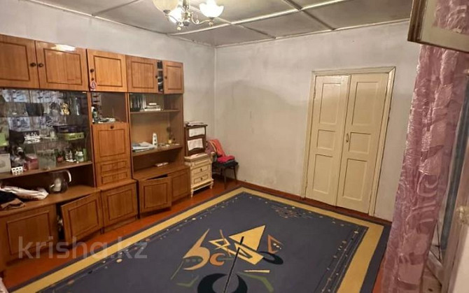 4-комнатный дом помесячно, 65 м², 2 сот., Акпаева — Фаворского Алматы - изображение 1