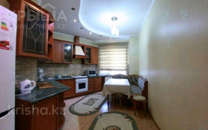 3-комнатная квартира, 150 м², 11/18 этаж посуточно, Шевченко 154 — Шевченко Муканова Алматы - изображение 7