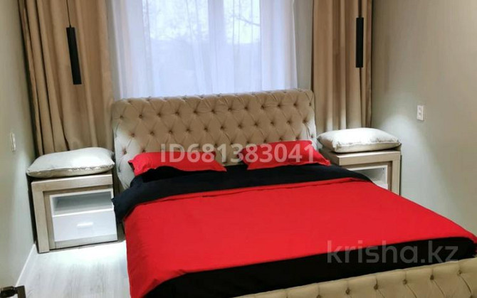 2-комнатная квартира, 51 м², 4/9 этаж посуточно, мкр Строитель 5 — Т. д. Аяжан Уральск - изображение 3