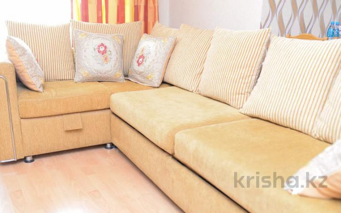 3-комнатная квартира, 80 м², 5/5 этаж посуточно, Крылова 38 — Сейфуллина Караганда - изображение 5