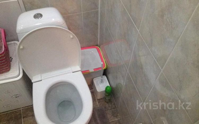 2-комнатная квартира, 47.3 м², 2/5 этаж посуточно, Азаттык 46 — Махамбета Атырау - изображение 3