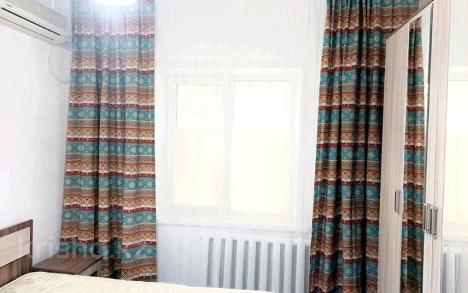 2-комнатная квартира, 60 м², 1/5 этаж посуточно, мкр Сары Арка — Площадь Махамбета, Сатпаева-Таймано Атырау - изображение 3