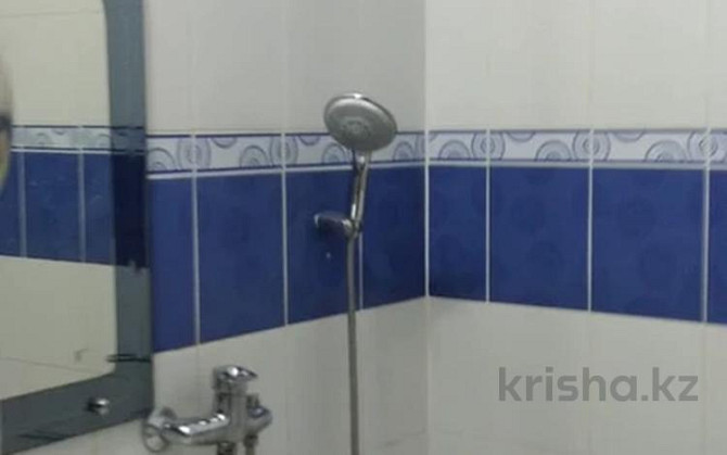 2-комнатная квартира, 54 м², 3/9 этаж помесячно, Жумабаева 116 Петропавловск - изображение 5