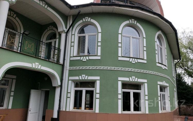 11-комнатный дом помесячно, 550 м², 14 сот., Иванилова 44 — Жамакаева Almaty - photo 1