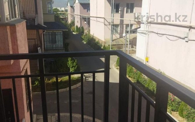 3-комнатный дом помесячно, 140 м², 2 сот., Жунисова 135/23 Алматы - изображение 5