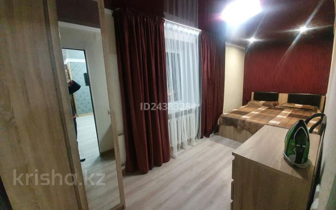 2-комнатная квартира, 50 м², 1/5 этаж посуточно, Кабанбай батыра 105 — Казахстан Усть-Каменогорск - изображение 2