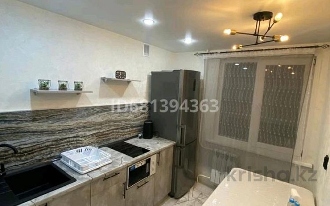 2-комнатная квартира, 60 м², 1/9 этаж посуточно, Сатпаева — Сатпаева Казбек би Усть-Каменогорск - изображение 8