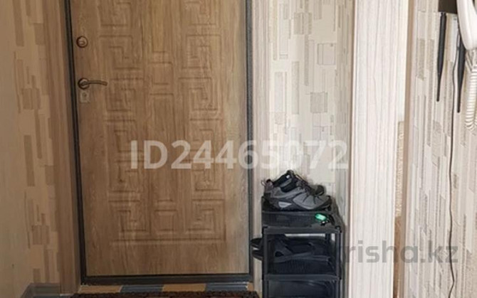 1-комнатная квартира, 35 м², 5/9 этаж посуточно, 4-й микрорайон 10  - изображение 2