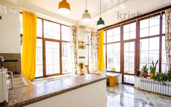 5-комнатный дом помесячно, 299 м², 6 сот., мкр Ерменсай Алматы - изображение 3