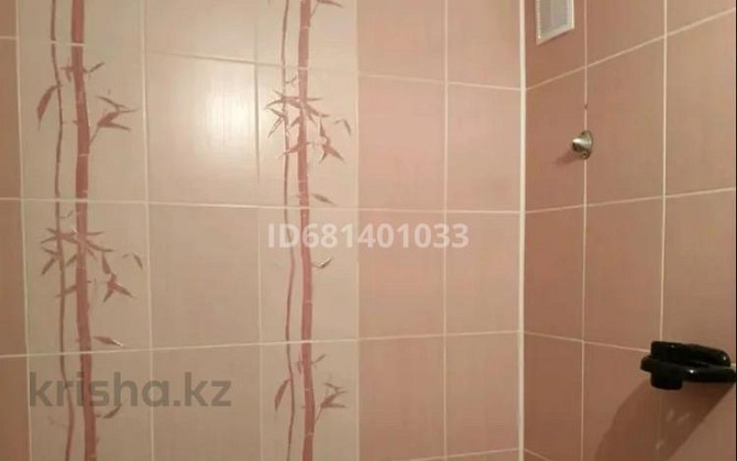 1-комнатная квартира, 40 м², 1/7 этаж посуточно, Есім хан 17/4 — Жаңа қала, стадион, дворец школьник Туркестан - изображение 4